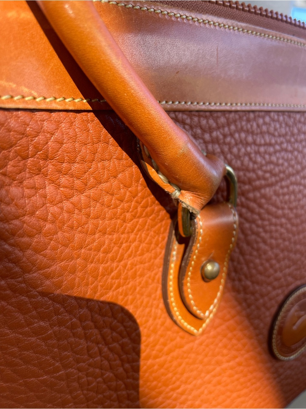 DOONEY & BOURKE Tan Pebble Leather Satchel with Gold Hardware - Picture 4 of 12